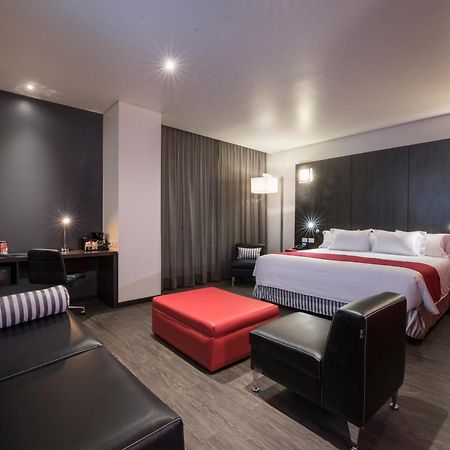 Ramada Encore By Wyndham Aguascalientes Exterior foto