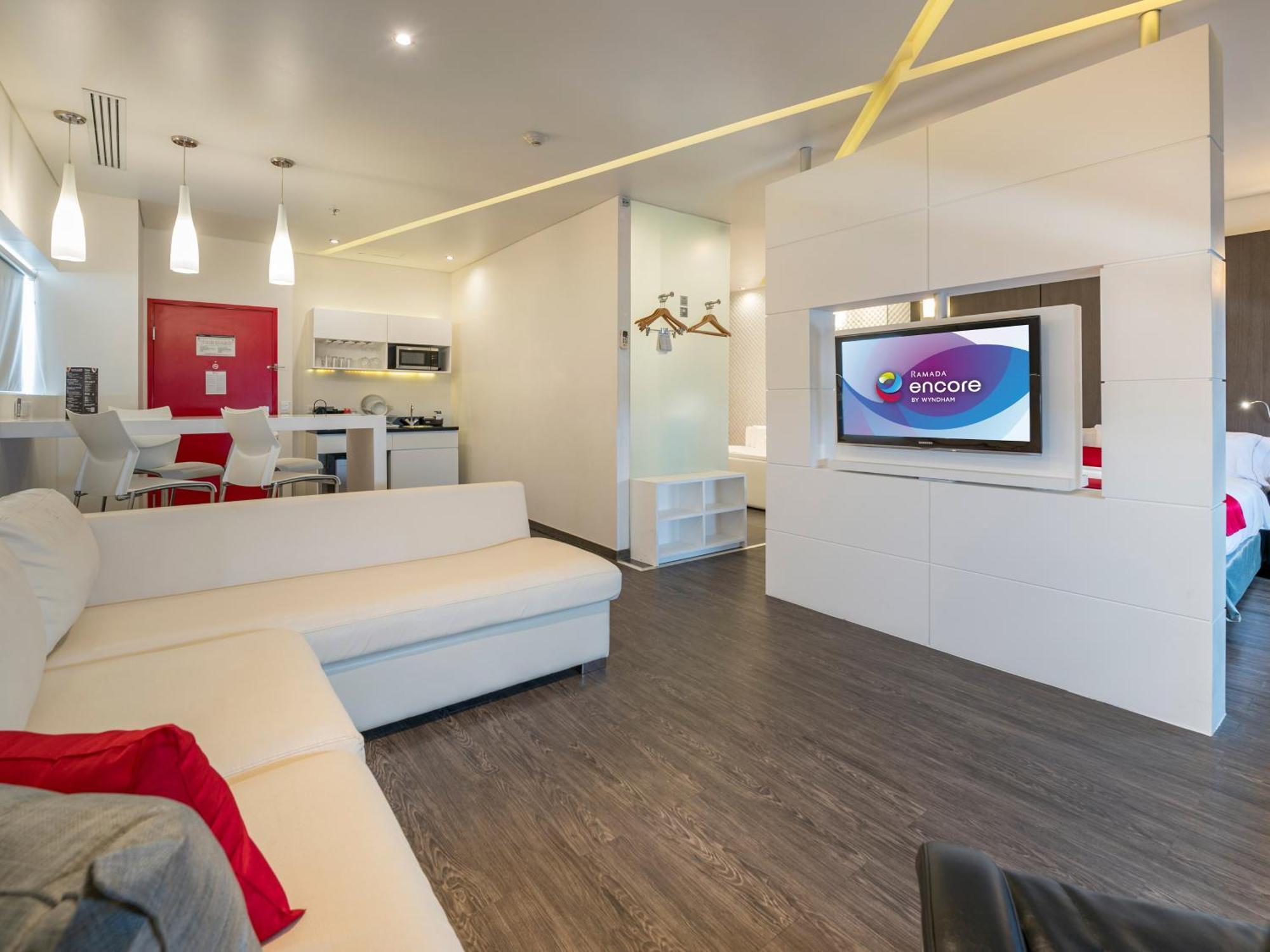 Ramada Encore By Wyndham Aguascalientes Exterior foto