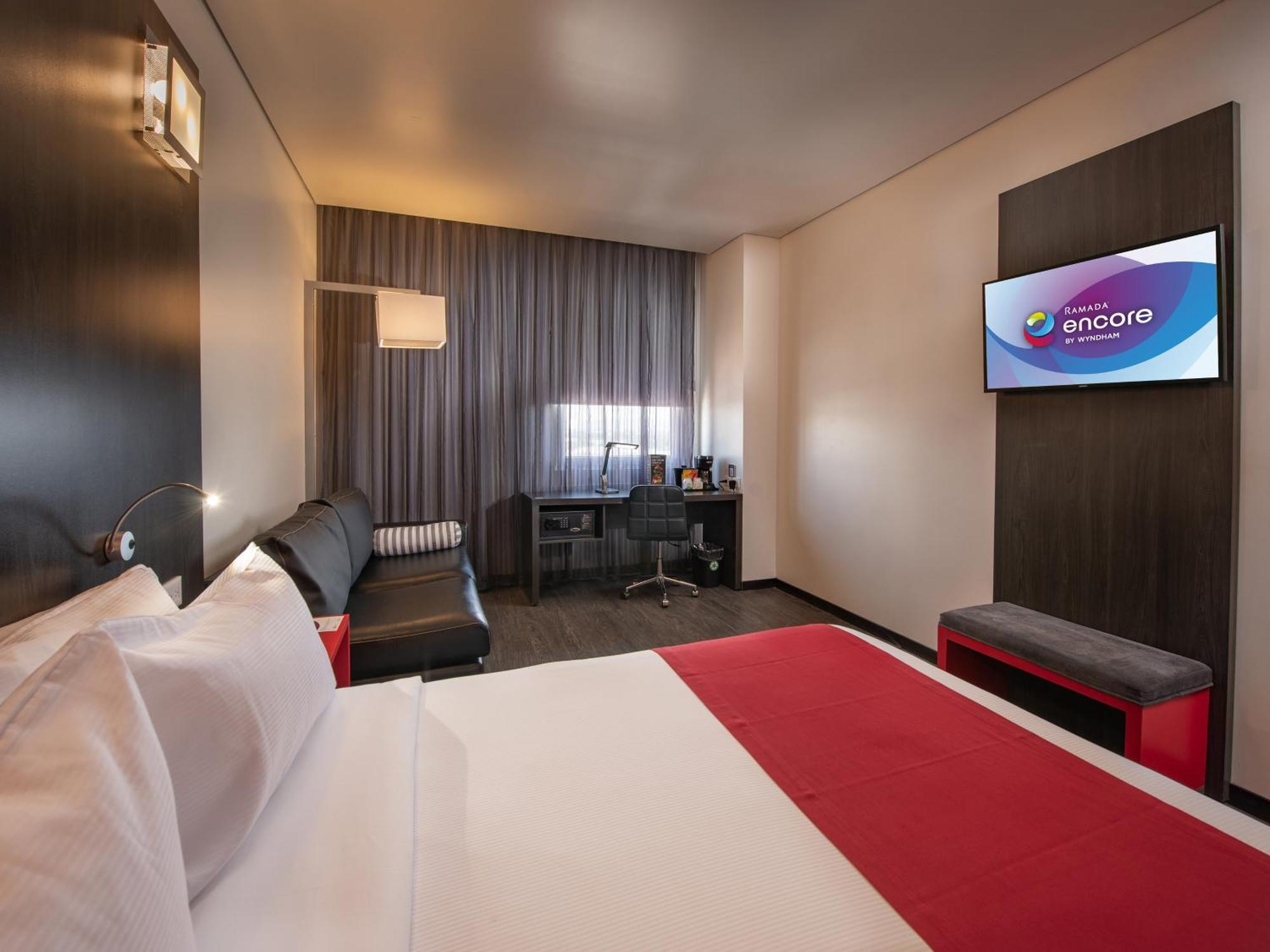 Ramada Encore By Wyndham Aguascalientes Exterior foto
